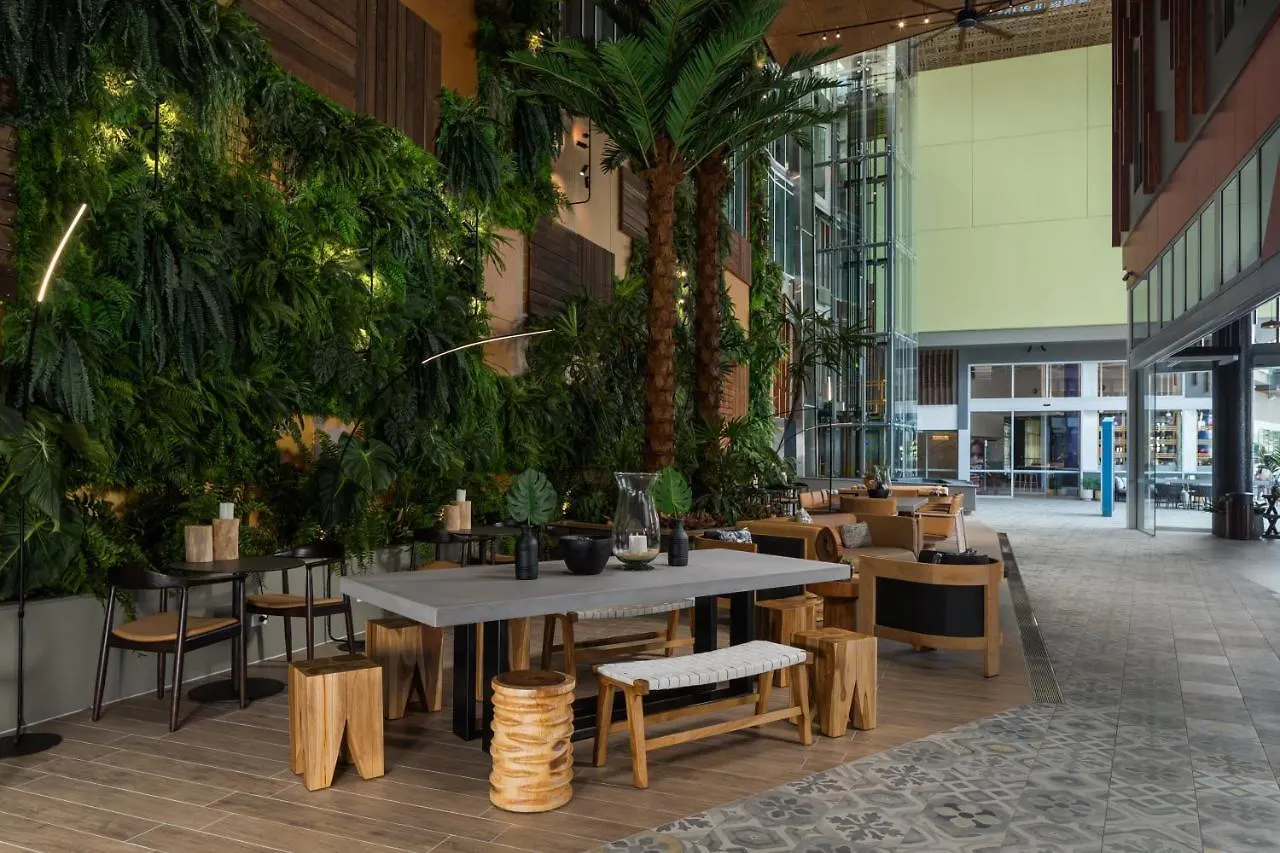Crystalbrook Bailey Hotel Cairns 5*,  Australië