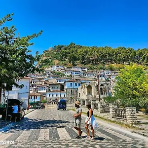 Old Town Hava Baci Albanië